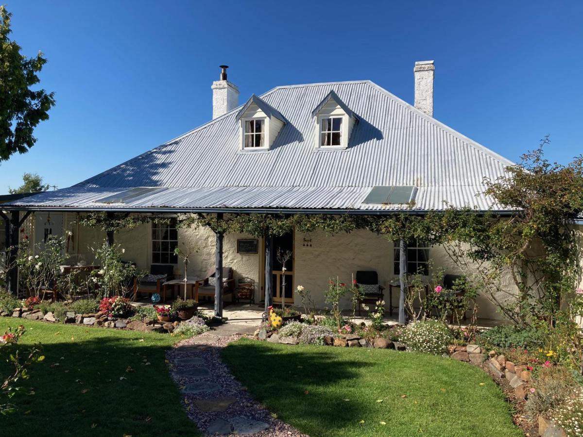 Orford'S Sanda House B&B Esterno foto