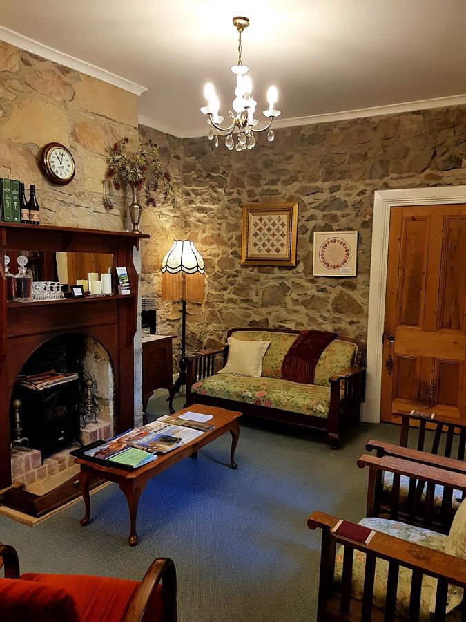 Orford'S Sanda House B&B Esterno foto